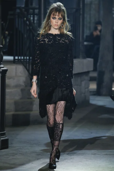 Look 62